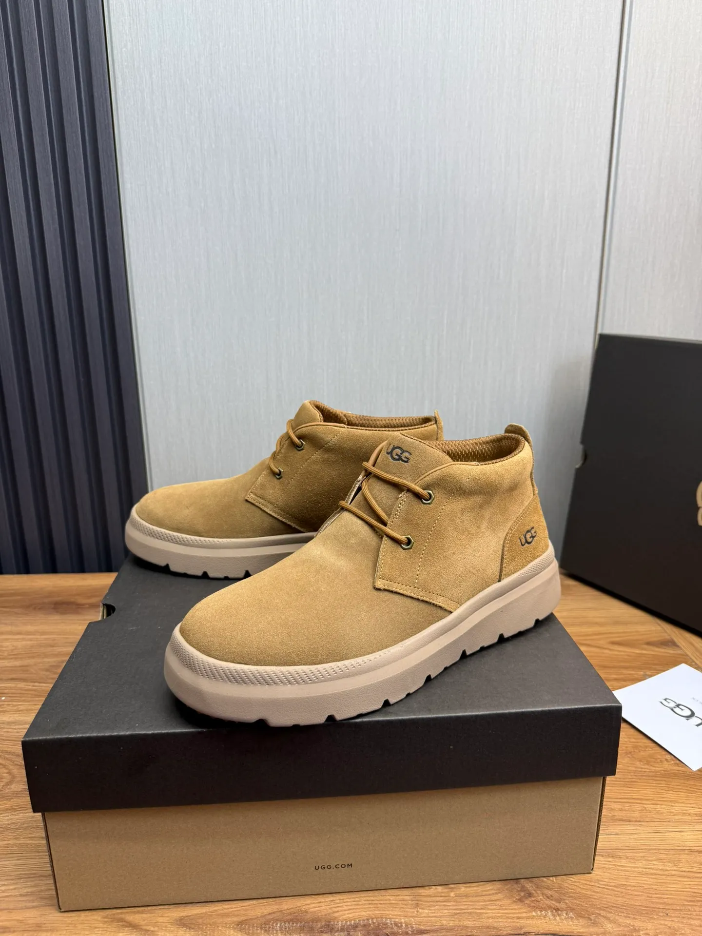 Men's shoes 💰480💰 [UGG] Hot winter warm boots 🐑Purely hand-stitched! Simple and stylish design, frosted cowhide➕Comfortable and warm wool➕UGG original outsole‼ ️Soft and comfortable to wear, good warmth retention, and excellent foot feel. Regular size 41-47